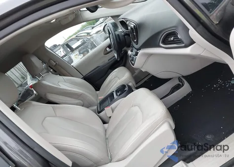 2017 Chrysler Pacifica Touring-L from USA, damaged, VIN 2C4RC1BG8HR684683